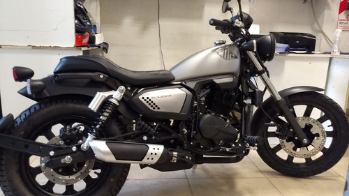 Imagen 2 de 16 de Keeway K Light 202 - Contado/financiado! Megamoto!