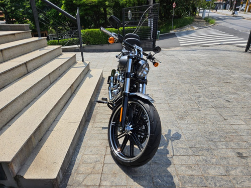 Harley-davidson Softail Breakout 114