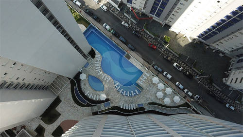 Imagem 13 de 17 de Apartamento Frente A Praia Com 3 Dormitórios - Reo535410