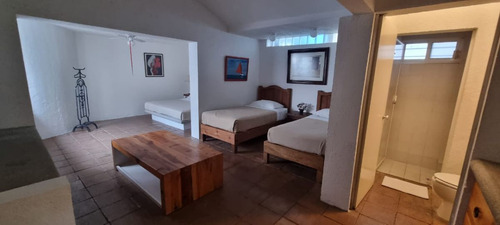 Casa En Venta En Fracc. Colinas De Santa Fe, En Xochitepec, Morelos