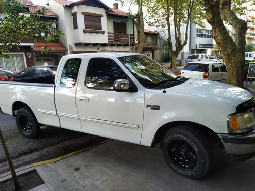 Imagen 2 de 19 de Ford F-150 4.6 Xlt