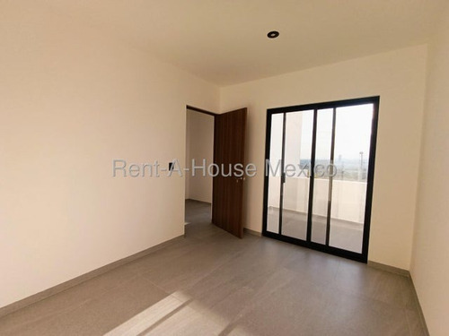 ¡tu Hogar Ideal Te Espera En Juriquilla! Esta Casa Nueva En Renta 3 Recamaras, 3 Cajones De Estacionamiento Qh253297