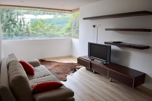 Apartamento En Arriendo En Los Rosales. Cod A22671