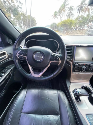 Imagen 6 de 11 de Jeep Grand Cherokee Limited 4g 4x4