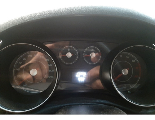 Fiat Punto 2013 1.4 Attractive Flex 5p