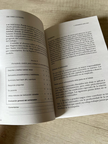 Como Formar A Su Personal - Carolyn Nilson