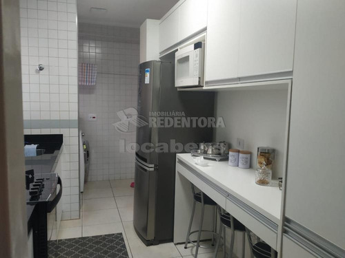 Imagem 2 de 10 de Apartamentos - Ref: V12766