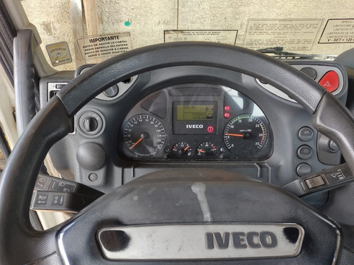 Iveco 240e25 Tanque Fs Caminhoes