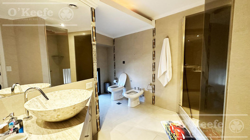 Casa En Venta 6 Ambientes Al Golf En Abril Club De Campo