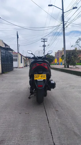 Kymco Xtown 300 - Maxiscooter