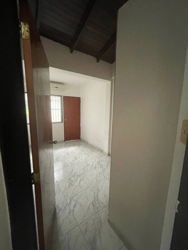 Inzitu Realtors Vende Casa En Venta En Urb. Parqueserino, San Diego Km