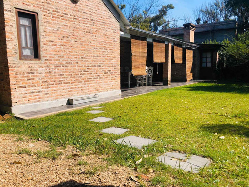Imagen 21 de 30 de Inmobiliaria Viale. ****** V E N D E *********oportunidad !! Bella Vista , 100m Delmar , Piscina , 2 Domitorios , Apartamento De Visitas, Cochera , Deposito Herramientas .