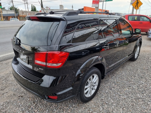 Imagen 5 de 15 de Dodge Journey 2015 2.4 Sxt 7 Pasajeros Plus Mt