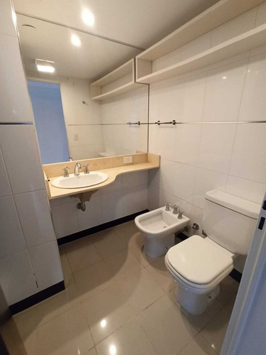 Departamento En Venta En Tigre, 3 Dormitorios, 2 Baños Y Toillete, Dos Cocheras Y Pileta