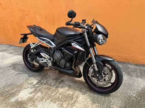 Street Triple