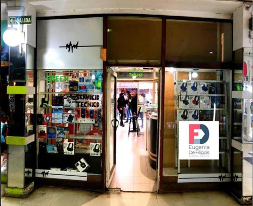 Imagen 8 de 12 de Local Comercial En Galería Y Con Entrada Independiente Desde La Calle 76 M²- Liniers
