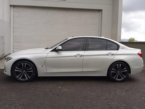BMW Serie 3 2.0 330e F30 Lci Iperformance