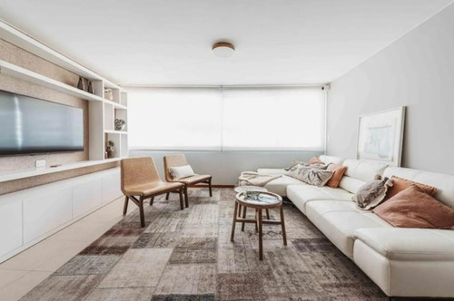 Imagen 2 de 16 de Espectacular Apartamento De 4 Dormitorios En Edificio Frente Al Mar A La Venta