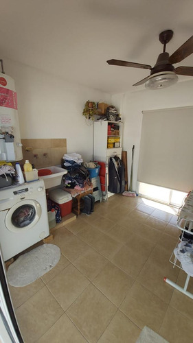 Triplex En Venta - 2 Dormitorios 2 Baño - 88,09mts2 - Ramos Mejia