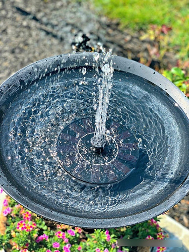 Fuente De Agua Decorativa Solar.