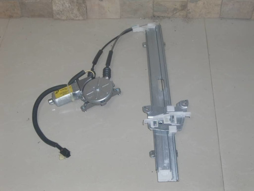 Elevavidrio Delantero Izquierdo Kia Rio 01-05 