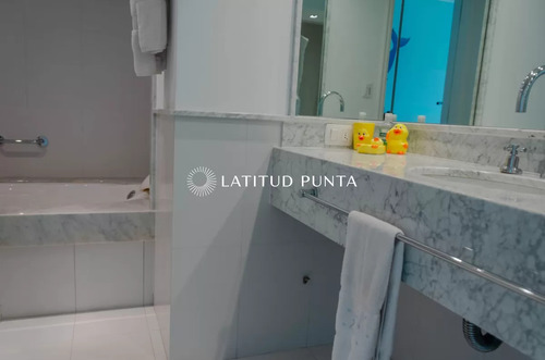Veramansa, Apartamento De 3 Dormitorios Más Dependencia
