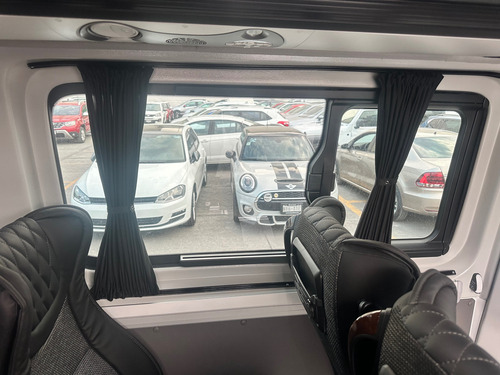 Volkswagen Crafter 2.0 Pasajeros 5.0 Ton Lwb Caja Extendida Mt