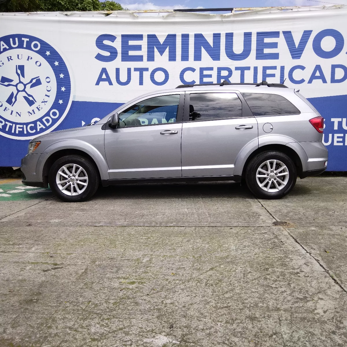 Dodge Journey 2.4 Sxt 7 Pasajeros Lujo At