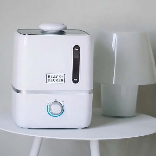Umidificador de Ar Portátil Black Decker Modelo AIR1000 com Capacidade de 2,5L