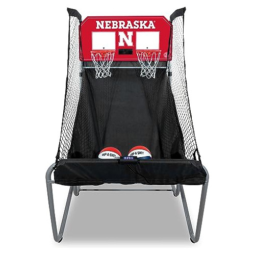 Tiro Doble En Casa Con Gráficos De La Ncaa De Nebraska Cornh