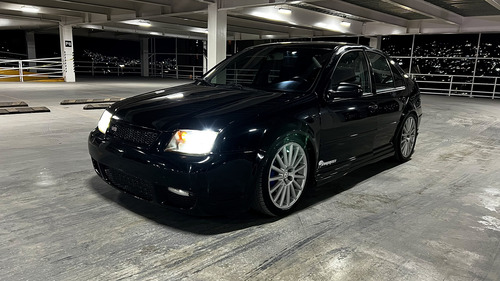 Volkswagen Jetta 1.8 Gls Turbo 5vel Aac Mt