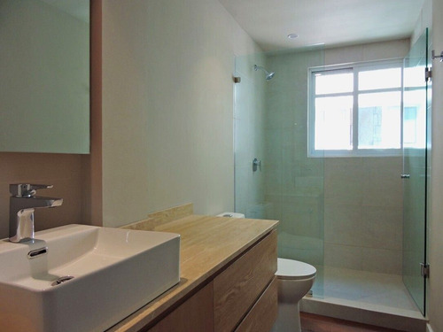 Departamento Remodelado En Venta, Sobre Mariano Escobedo, Polanco V Sección