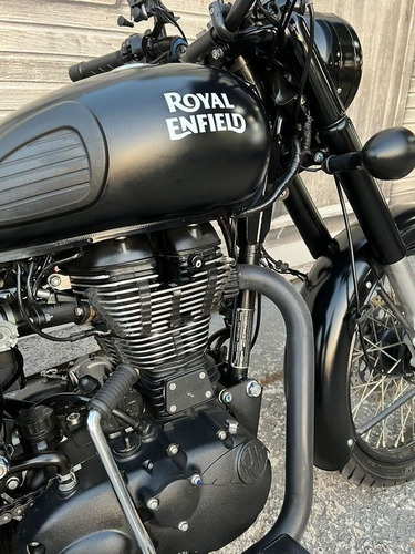 Imagem 4 de 13 de Royal Enfield Classic 500
