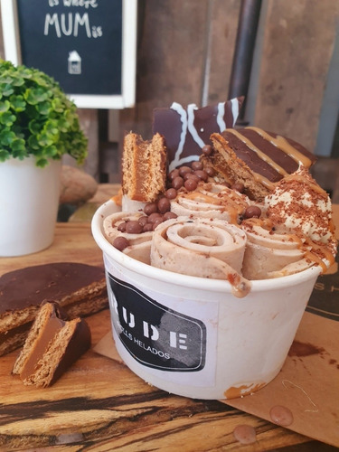 Imagen 1 de 6 de Máquina Y Emprendimiento Completo Helados Rolls Tailandes