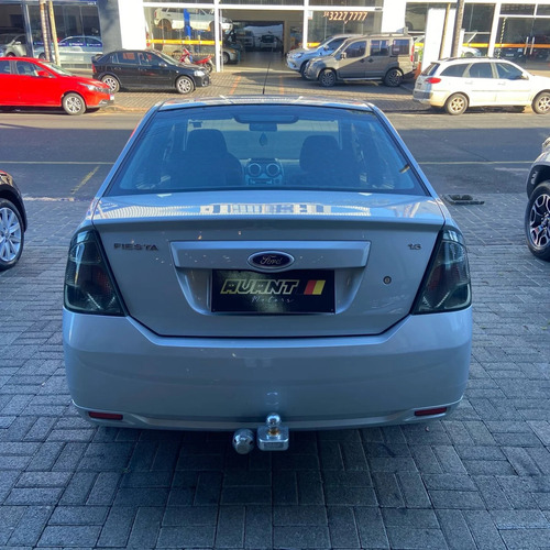 Ford Fiesta 1.6 MPI CLASS SEDAN 8V FLEX 4P MANUAL