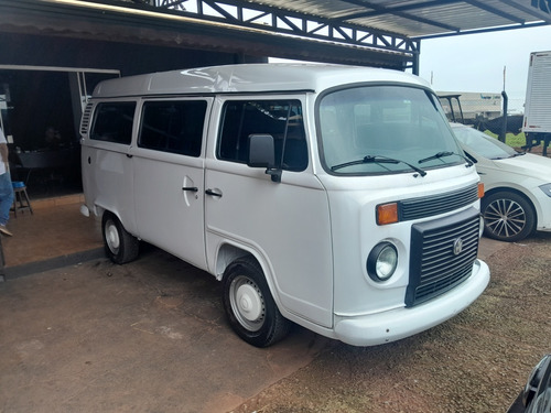 Volkswagen Kombi 1.4 Total Flex 3p