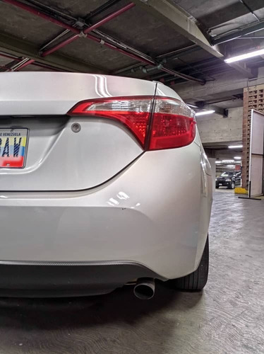 Imagen 3 de 9 de Toyota Corolla 2016
