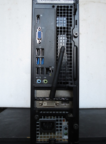 Imagem 2 de 8 de Computador Dell Optiplex 3020 + Monitor 22 Polegadas