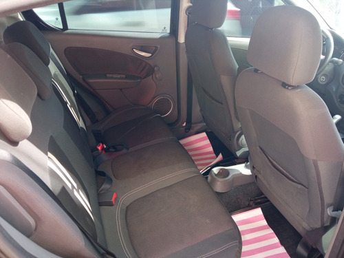 Fiat Palio 1.6 16v Essence Flex Dualogic 5p