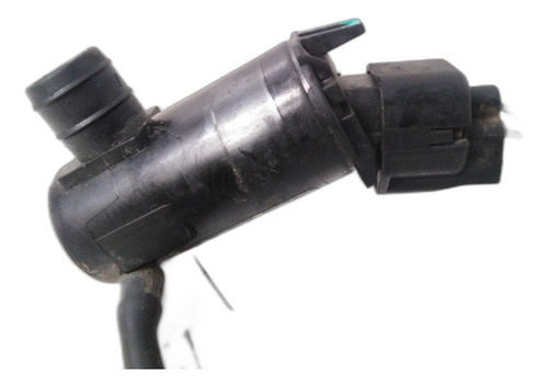 Motor De Deposito Limpiaparabrisa Nissan Versa 2012-2014