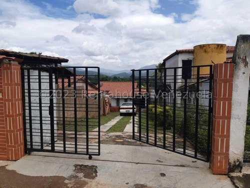 Juan Carlos González. Renta House Carabobo Vende Casa Las Morochas 1 San Diego Mls #25-15801 Rah/jcg.