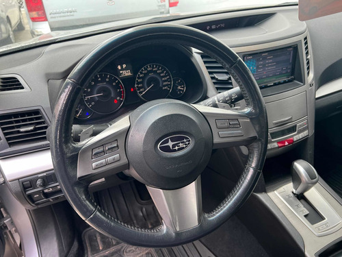 Imagen 17 de 18 de Subaru Outback 2010 2.5 Awd Cvt Limited 173cv..