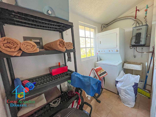 Cad Diamante Lakes Zafiro 327. Terraza Con Vista A La Alberca Y Jardines