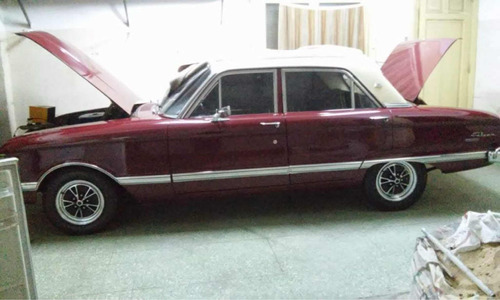 Ford Falcon Deluxe