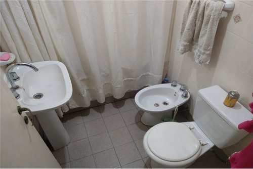 Imagen 17 de 23 de Venta Ph 3 Amb C/patio En Caseros (permuta)