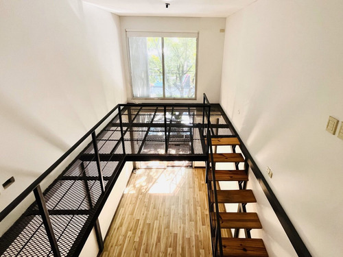 Departamento 2 Amb Con Entrepiso Balcon En Palermo