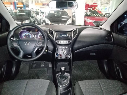 Imagem 8 de 10 de Hyundai Hb20 1.0 Comfort 12v Flex 4p Manual