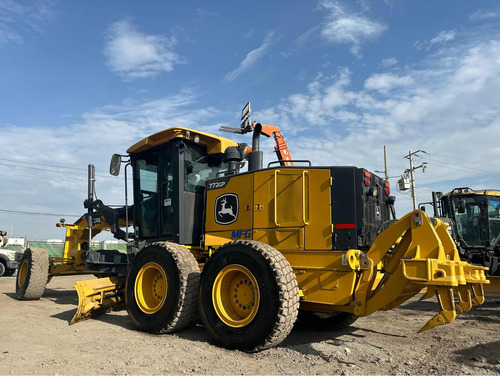 Motoconformadora John Deere 772gp Ripper Trasero