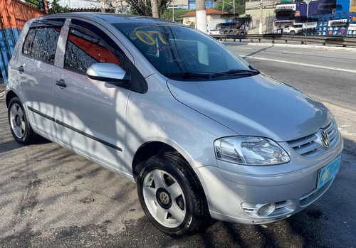 Volkswagen Fox 1.6 Plus Total Flex 5p