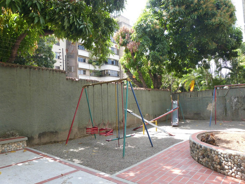 Apartamento En Venta Santa Eduvigis Lb25-1254